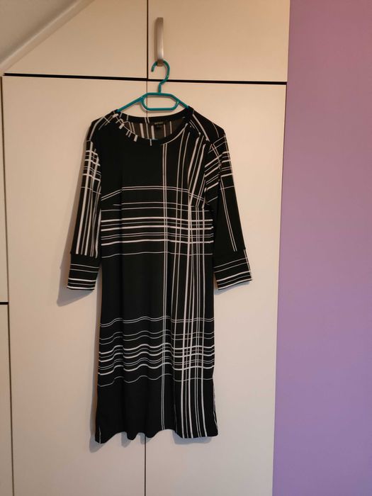 sukienka   czarna prosta