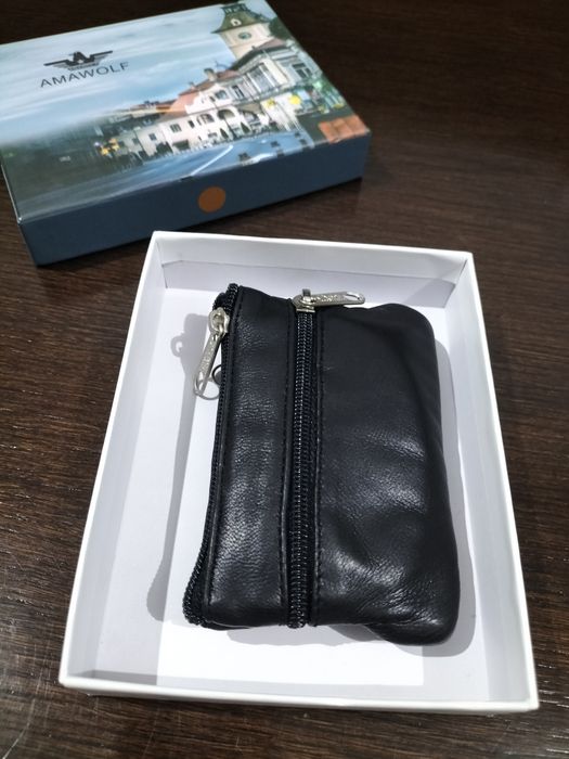 Porta moedas em pele preta