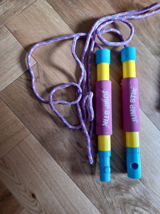 Corda de saltar de criança e não só.