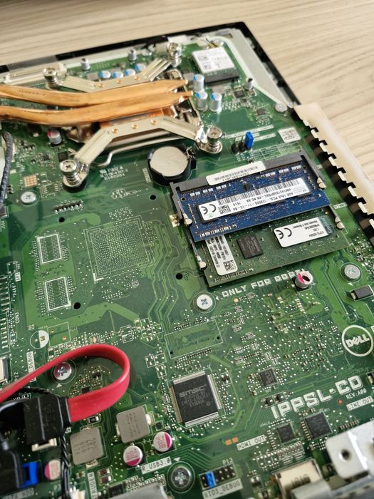 Komputer Dell Optiplex AIO 3240 i6-6100 8GB WiFi/BT