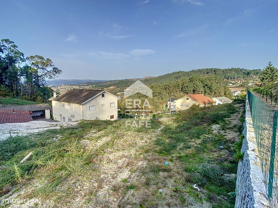 Terreno para construção com 1.117m2 em Silvares S. Martinho - Fafe