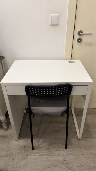Secretária com gaveta + cadeira