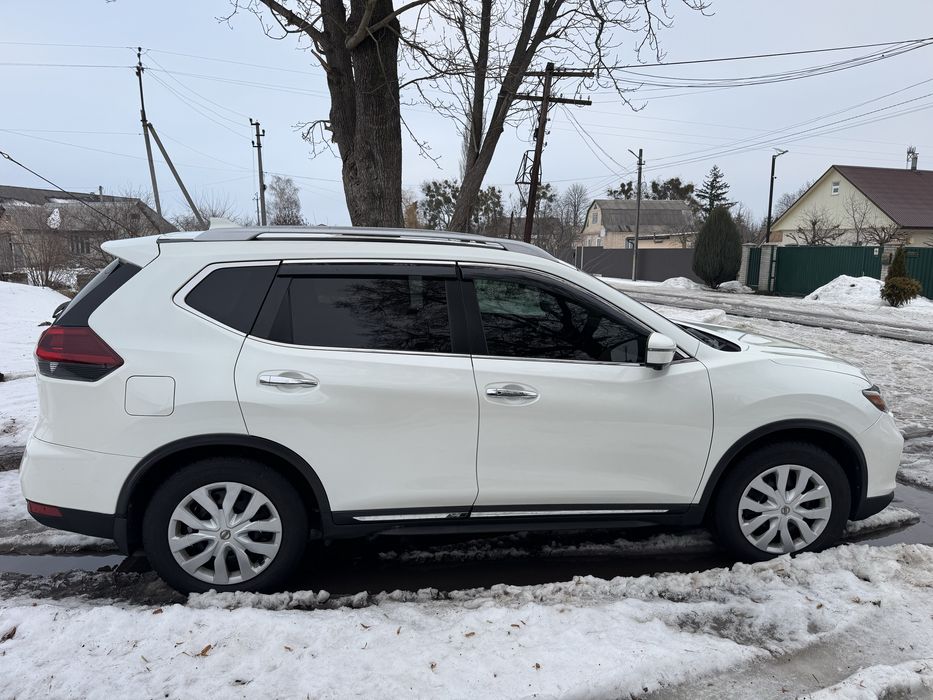 Nisan Rogue Нісан Рог