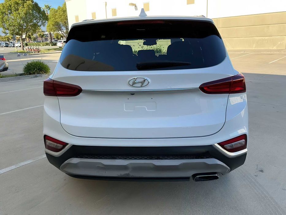 Hyundai Santa Fe      2019