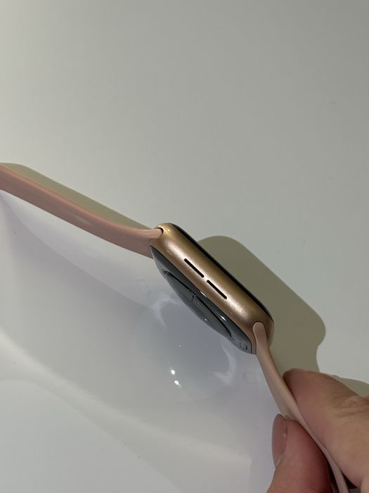 Apple Watch 5 44mm gold rose
