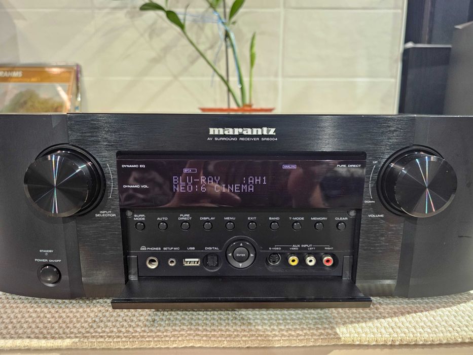 AV ресивер Marantz SR-6004
