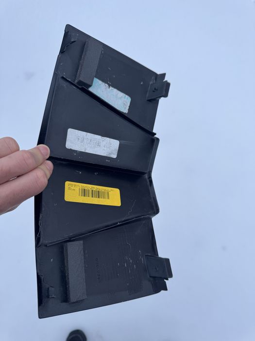 Corvette C8 заглушка переднього бампера