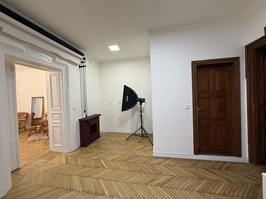 Продаж сучасної фото-студії в центрі м. Надвірна