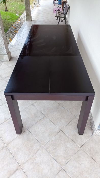Mesa e 6 Cadeiras