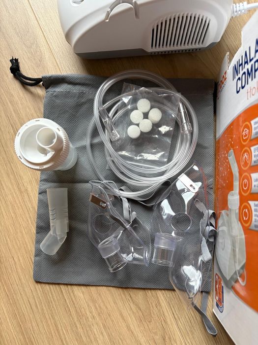 szwajcarski inhalator tłokowy Compact DOZ