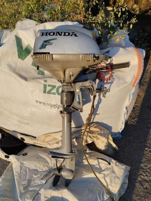 Продам мотор для човна плм Honda 2,3 Хонда 2,3 подвесной лодочный мотор