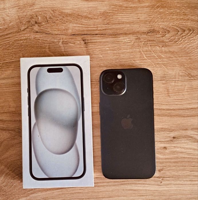 Iphone 15 stan idealny kondycja baterii 84%