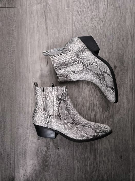 Жіночі козаки, чоботи, ботільйони