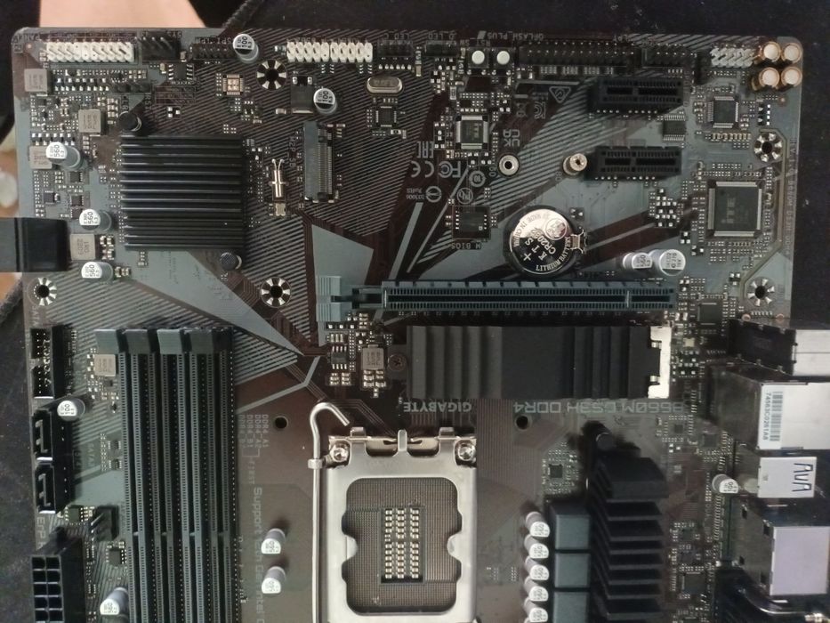 Plyta glowna gigabyte b660m