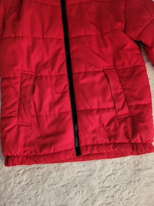 Czerwona kurtka zimowa z kapturem rozm 38 40
