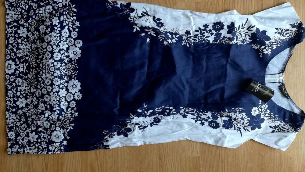 Wyszczuplająca wizytowa granatowo biała sukienka w kwiaty 42 nowa