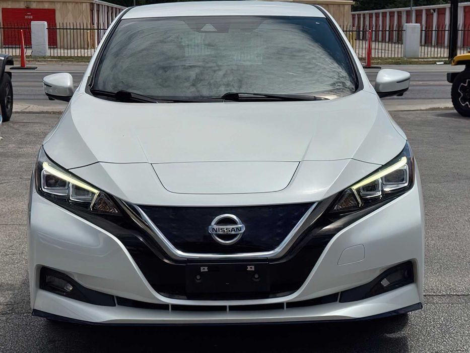 Nissan LEAF SL Plus      2022