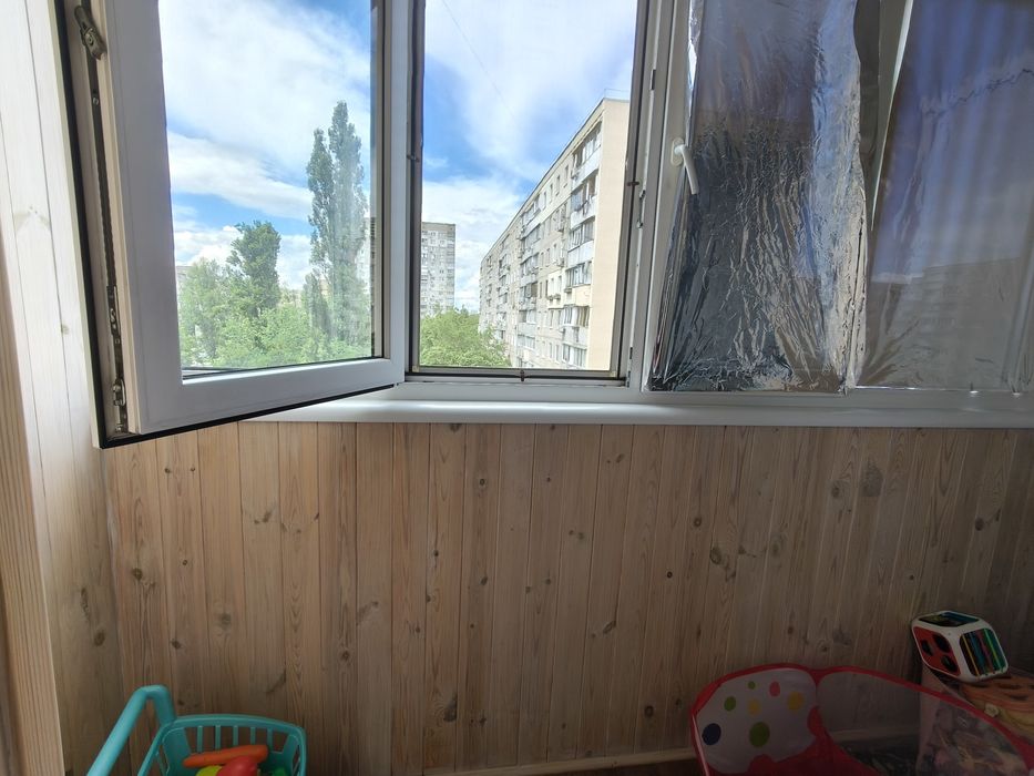 Продам 3-ну квартиру пр Романа Шухевича