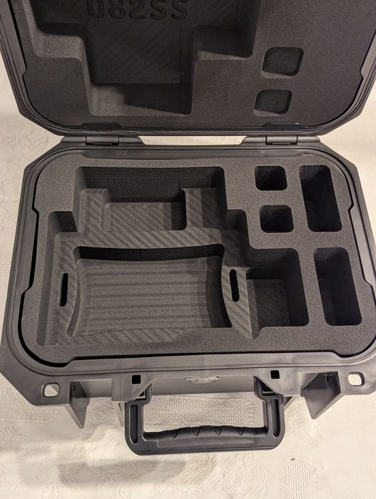 Caixa para equipamento de áudio