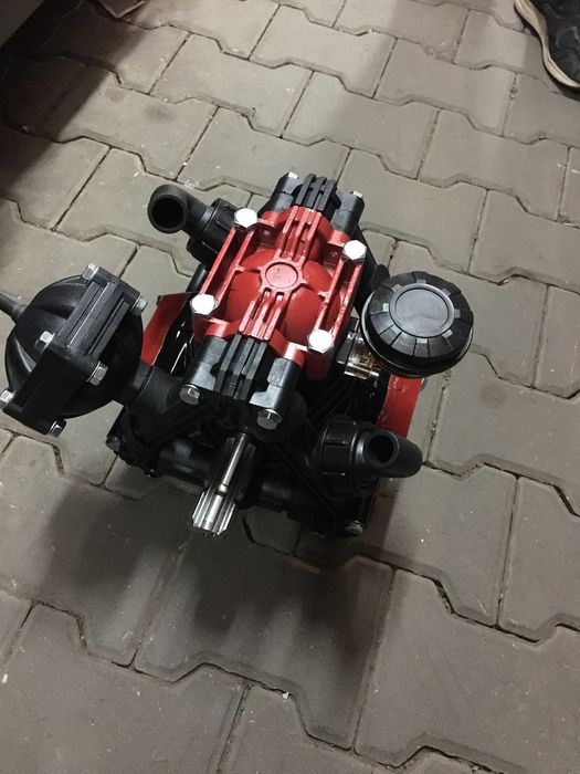 Навісний оприскувач, оприскувач, обприскувач польський