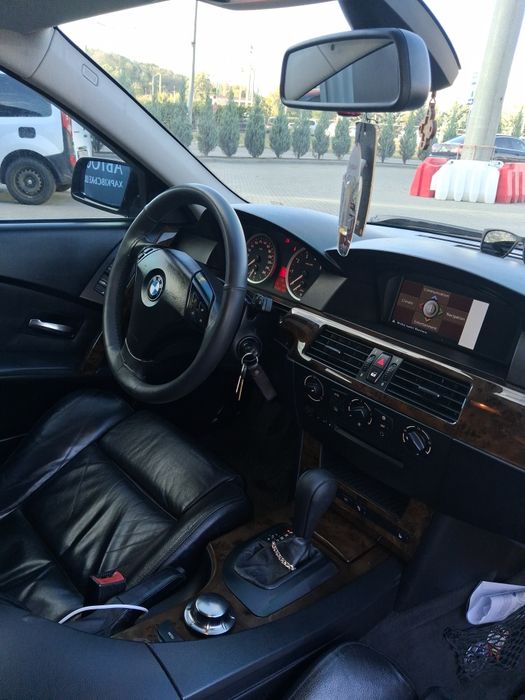 автомобіль BMW E 60