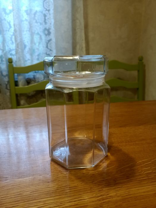 Декоративная банка для сыпучих продуктов