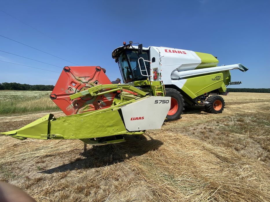 Комбайн Claas Tucano 470