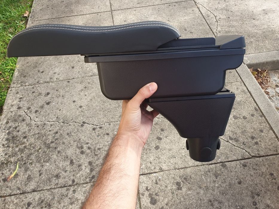 Apoio de braco com USB