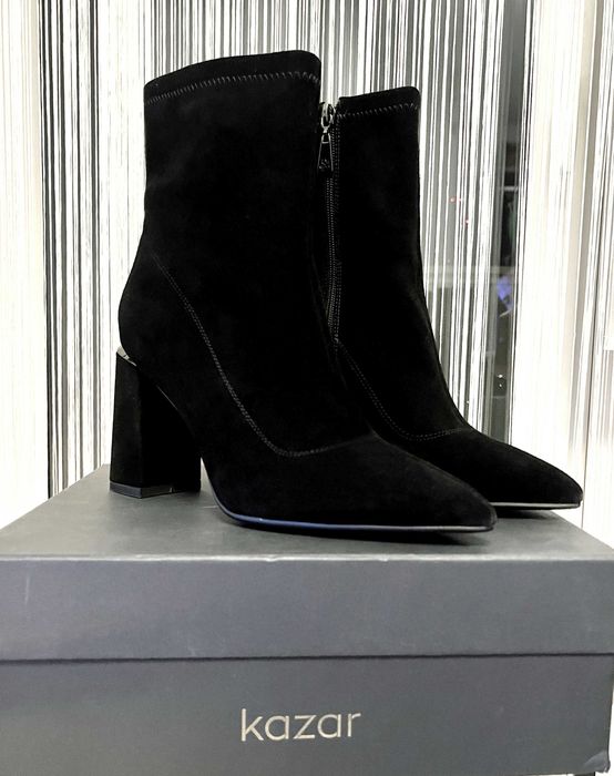 Botki damskie KAZAR - czarny zamsz, na słupku, NOWE, rozmiar 41