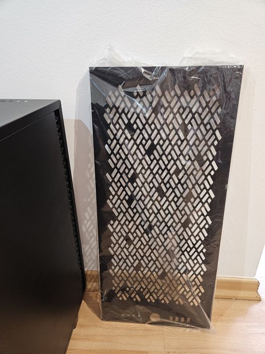 Caixa Extended-ATX Fractal Design Define 7 Preta