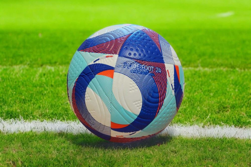 Футбольний м'яч, розмір 5 термошов, РОЗПРОДАЖ