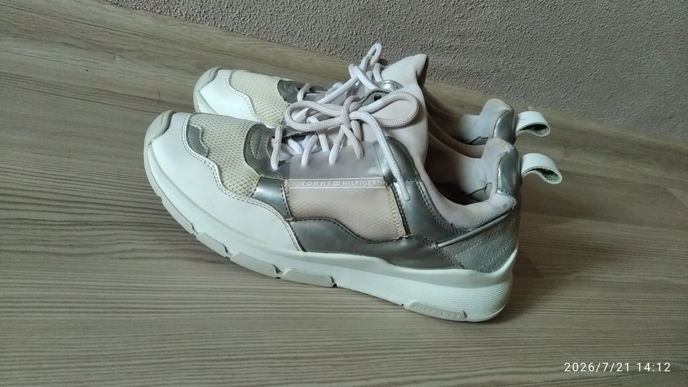 кросовки Tommy Hilfiger женские