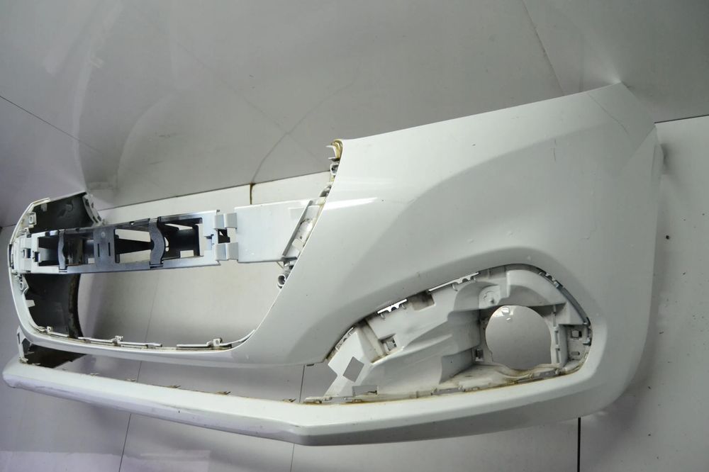 Peugeot 208 Lift Zderzak Przód 15-
