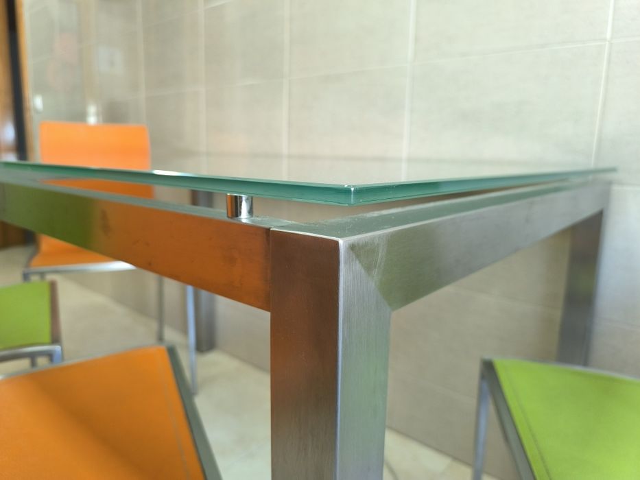 Mesa de Cozinha com 4 cadeiras