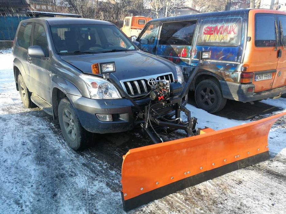 Pług śnieżny Toyota Land Cruiser Ford Ranger Isuzu D-Max Nissan Navara
