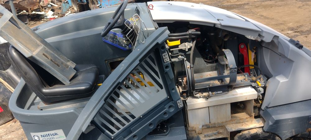 Szorowarka Nilfisk C57000Hybryda.