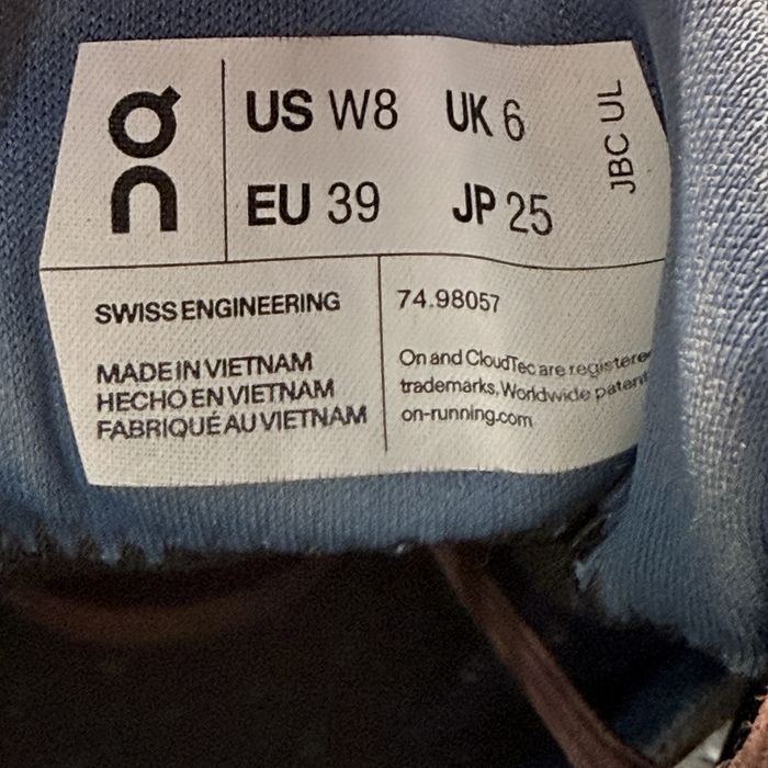 Кроссовки Swiss Engineering On Running Cloudvista Waterproof
