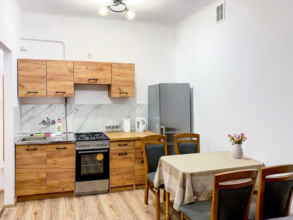 Wynajem, mieszkanie dla 5 osób, apartament, noclegi, centrum, Przemyśl