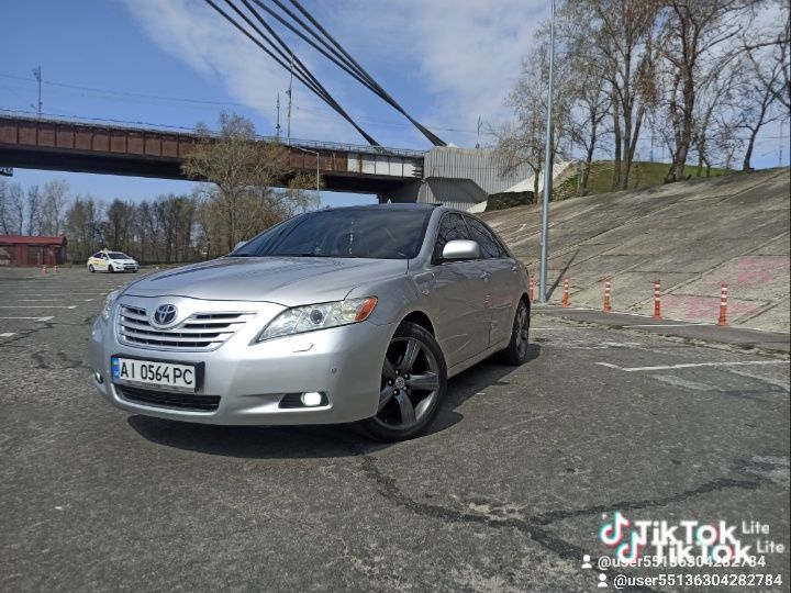 Продам автомобіль.