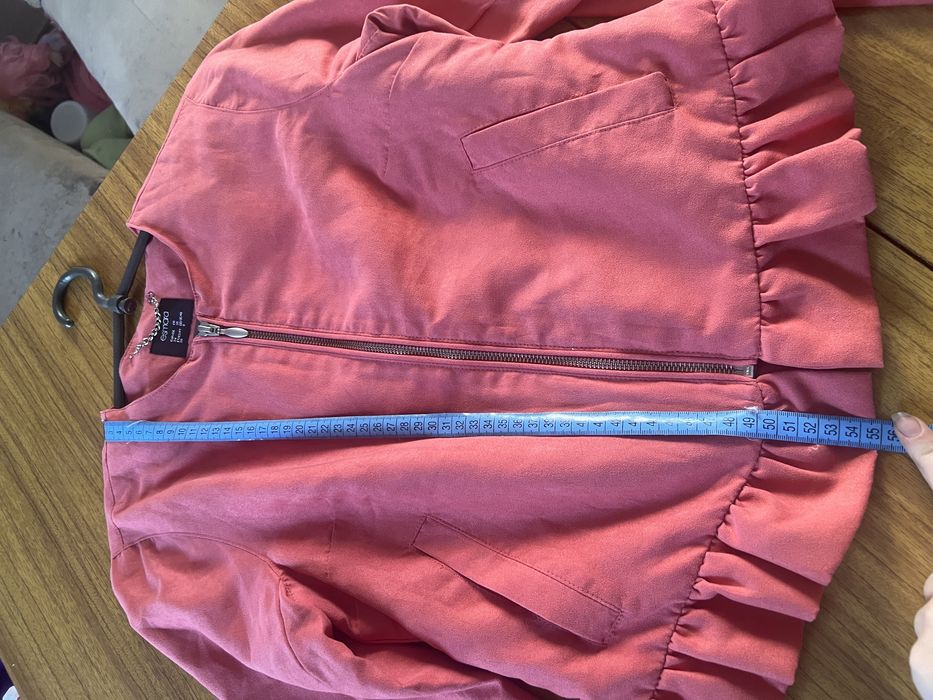 Гарний піджак рожевий