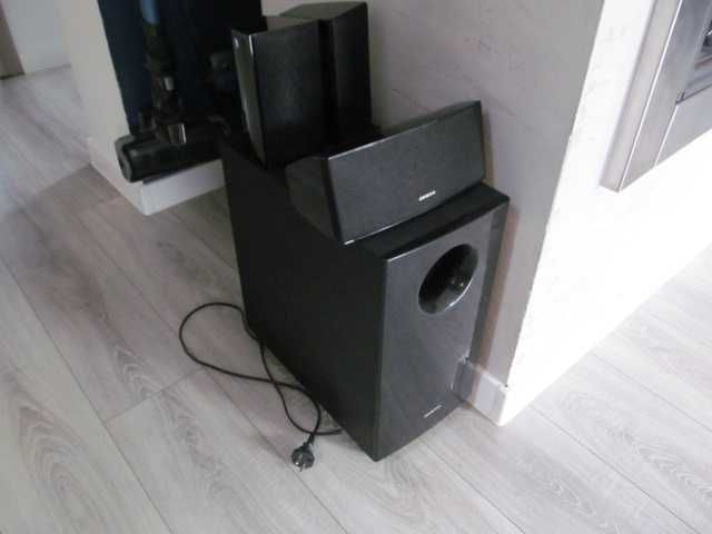 Onkyo amplituner HT-R558 subwoofer SKW-558