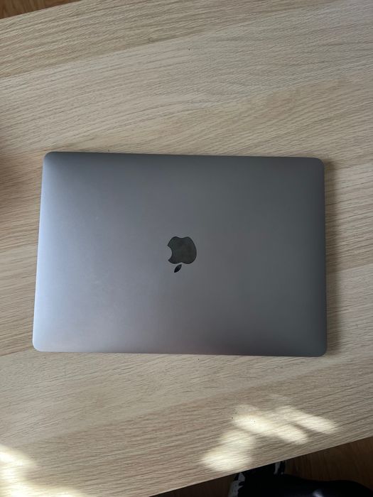 MacBook Pro 13” Intel i5 2,3 GHz / 8GB / 128GB