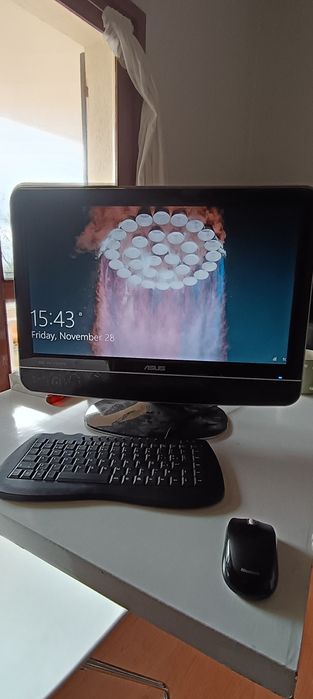 LCD TV e monitor 22 polegadas ASUS 22T1E