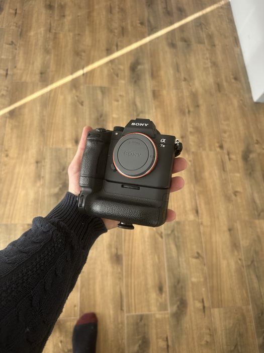 Sony Alfa 7 III oryginalny znikomy przebieg