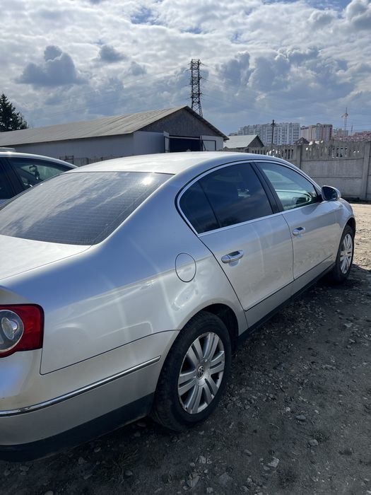 Volkswagen Passat B6