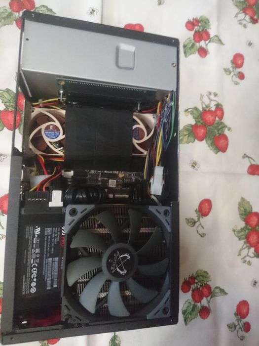 ASRock Z77E-ITX,i7-3770s,SSD-512Gb,ОЗУ-12Gb.