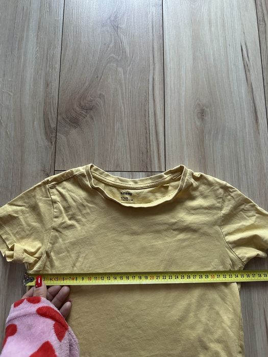 T-shirt marki sinsay rozmiar 128 cm