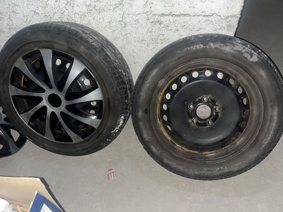Felgi stalowe ford 5x108, opony letnie x4