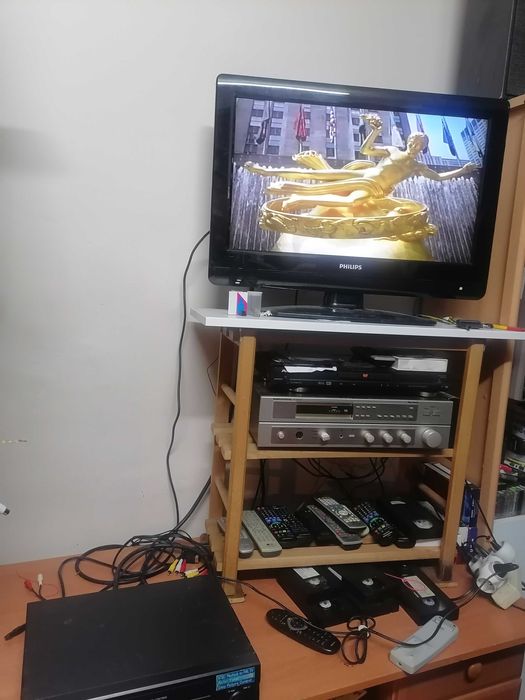 Magnetowid VHS JVC HR-J293 stereo