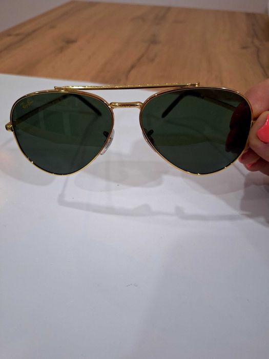 Oculos de sol novos